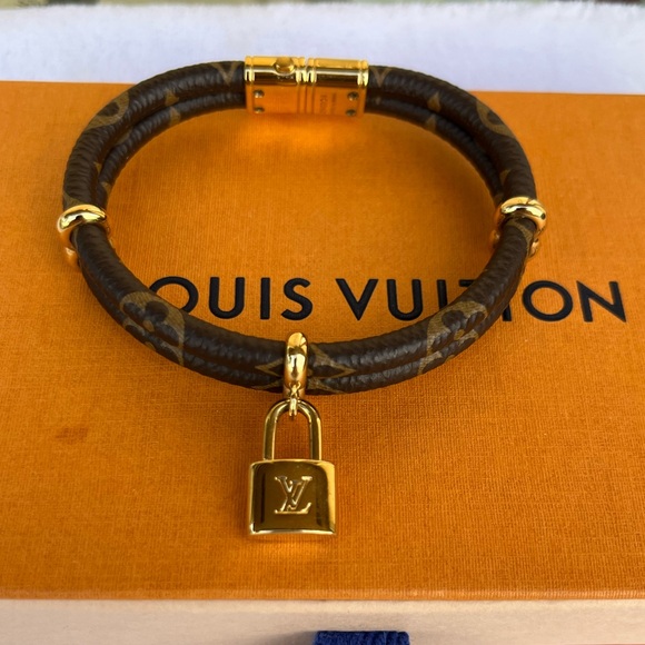 Louis Vuitton Jewelry - SOLD❤️❤️❤️